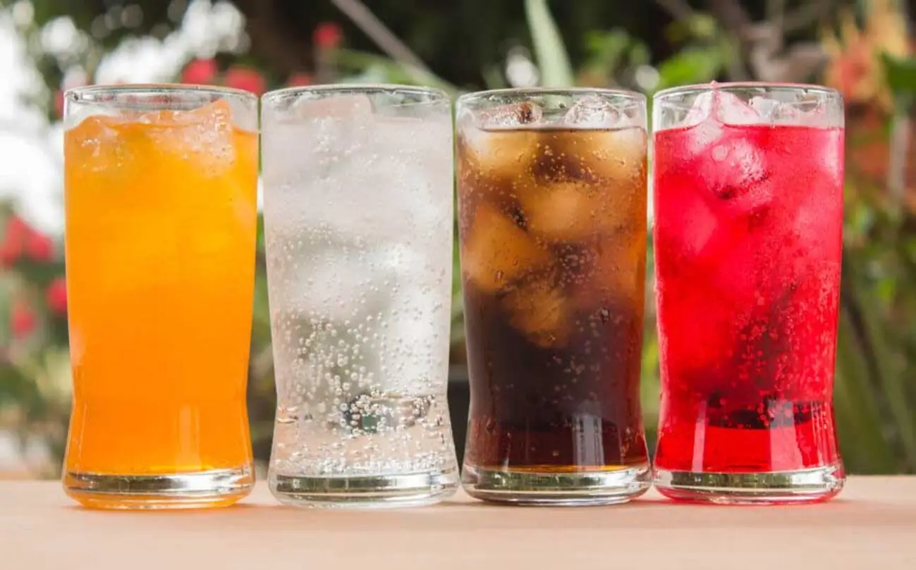 Cosa si nasconde davvero nelle bibite zero: ecco cosa dice l’etichetta